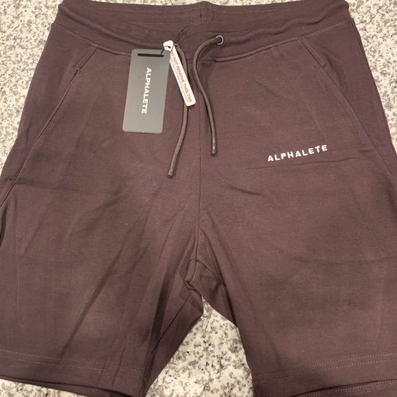 Alphalete Shorts - Picture 1 of 3